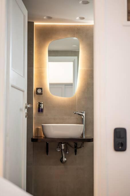 Elegant Fully Equipped Apartment Near City Centre Héraklion Extérieur photo